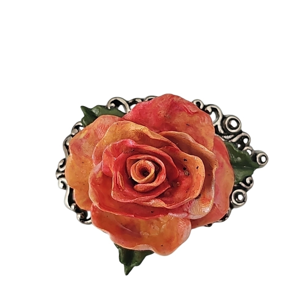 Vintage Pink and Green Brooch with Ornate Filigree